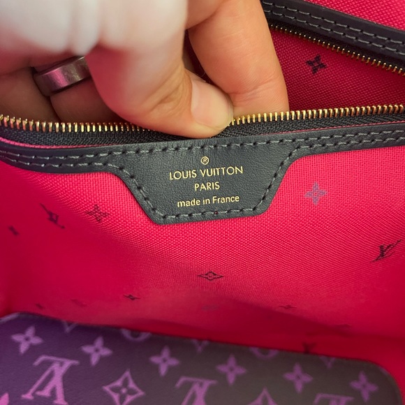 Louis Vuitton Midnight Fuchsia Neverfull MM - Picture 4 of 4